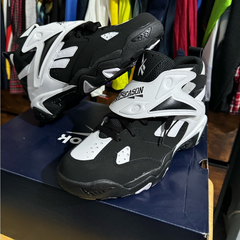 Reebok 94’ preseason dynamic sneakers